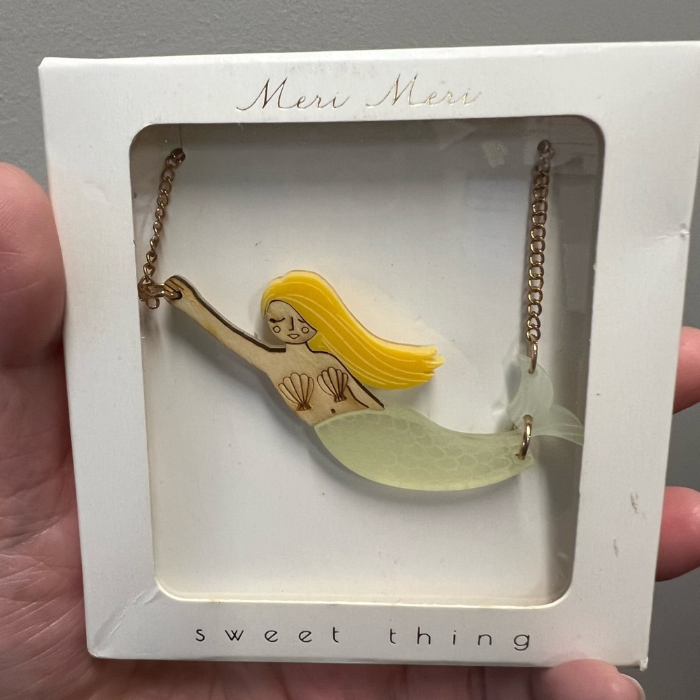 Meri Meri Mermaid 🧜‍♀️ necklace